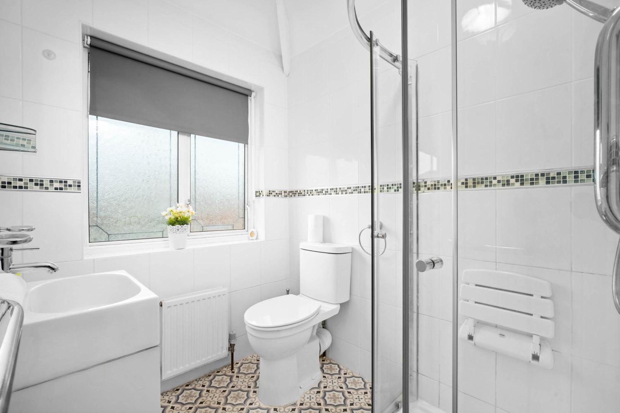 Stylish 3 Bedroom House - Parking - Garden - Great Barr - Netflix - Rated -121j Hébergement de vacances